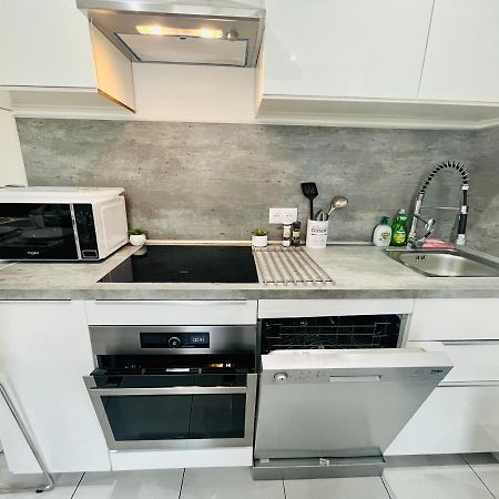Superbe Duplex Design Neuf 2 Chambres, Climatise Tout Confort, Facile D,Acces Stationnement Gratuit Marsylia Zewnętrze zdjęcie