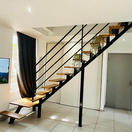Superbe Duplex Design Neuf 2 Chambres, Climatise Tout Confort, Facile D,Acces Stationnement Gratuit Marsylia Zewnętrze zdjęcie