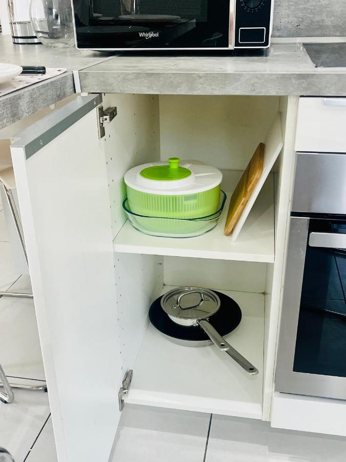 Superbe Duplex Design Neuf 2 Chambres, Climatise Tout Confort, Facile D,Acces Stationnement Gratuit Marsylia Zewnętrze zdjęcie