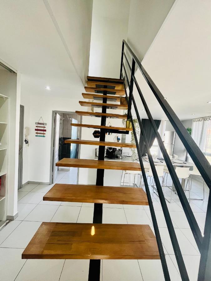 Superbe Duplex Design Neuf 2 Chambres, Climatise Tout Confort, Facile D,Acces Stationnement Gratuit Marsylia Zewnętrze zdjęcie