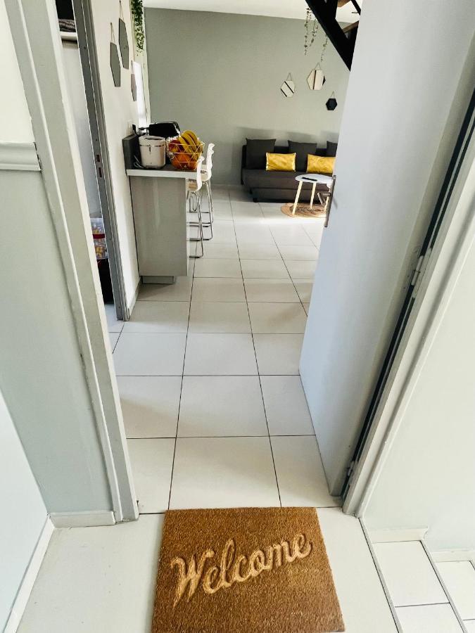 Superbe Duplex Design Neuf 2 Chambres, Climatise Tout Confort, Facile D,Acces Stationnement Gratuit Marsylia Zewnętrze zdjęcie