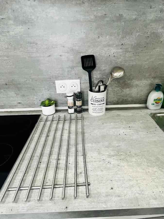 Superbe Duplex Design Neuf 2 Chambres, Climatise Tout Confort, Facile D,Acces Stationnement Gratuit Marsylia Zewnętrze zdjęcie